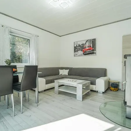 Ferienhaus In Niederoesterreich Mit 3 Apartments Mitten Im Wald Feuchtenbach Exterior photo